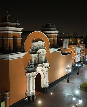 Lima's Grand Scale